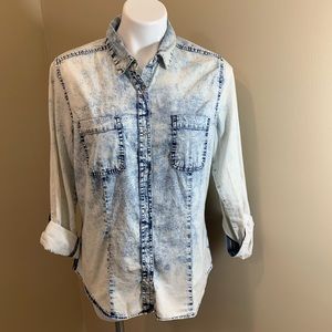 Vanity Stonewash Large button down flannel K16